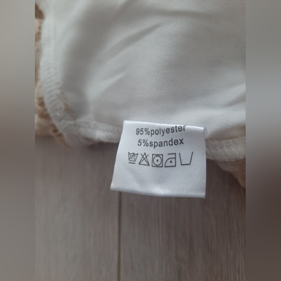 Floral yellow crop top - Picture 3 of 8